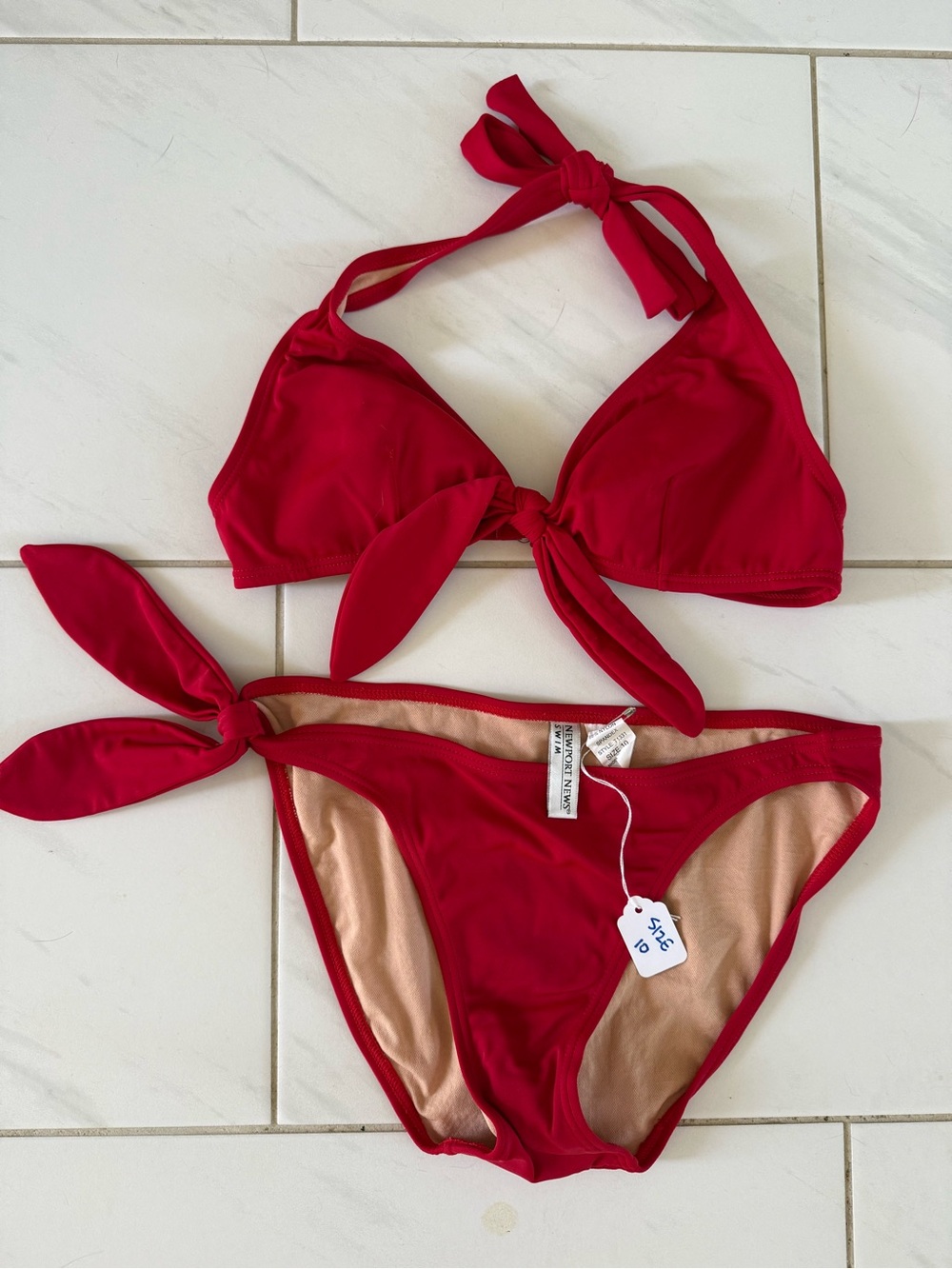 Newport News : Red Tie-Front 2 pc Bikini Set 
(Size 10) Pre Owned